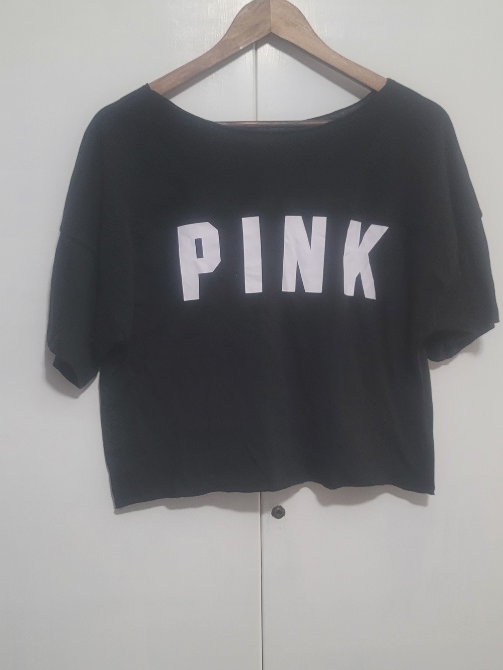 PINK Victoria's Secret Black Cropped Tee with White Logo